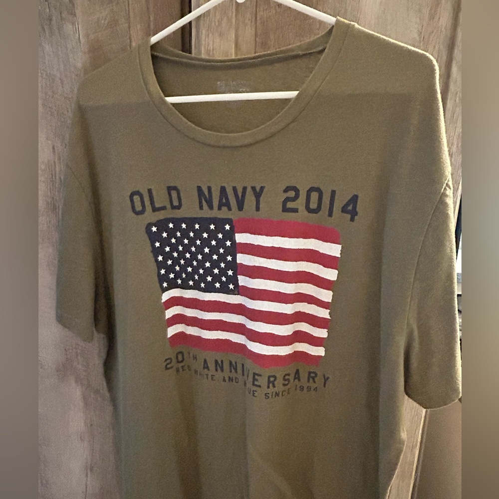 Old Navy 2XL Olive Green 2014 Flag Tee 20th Anniversary red white blue USA